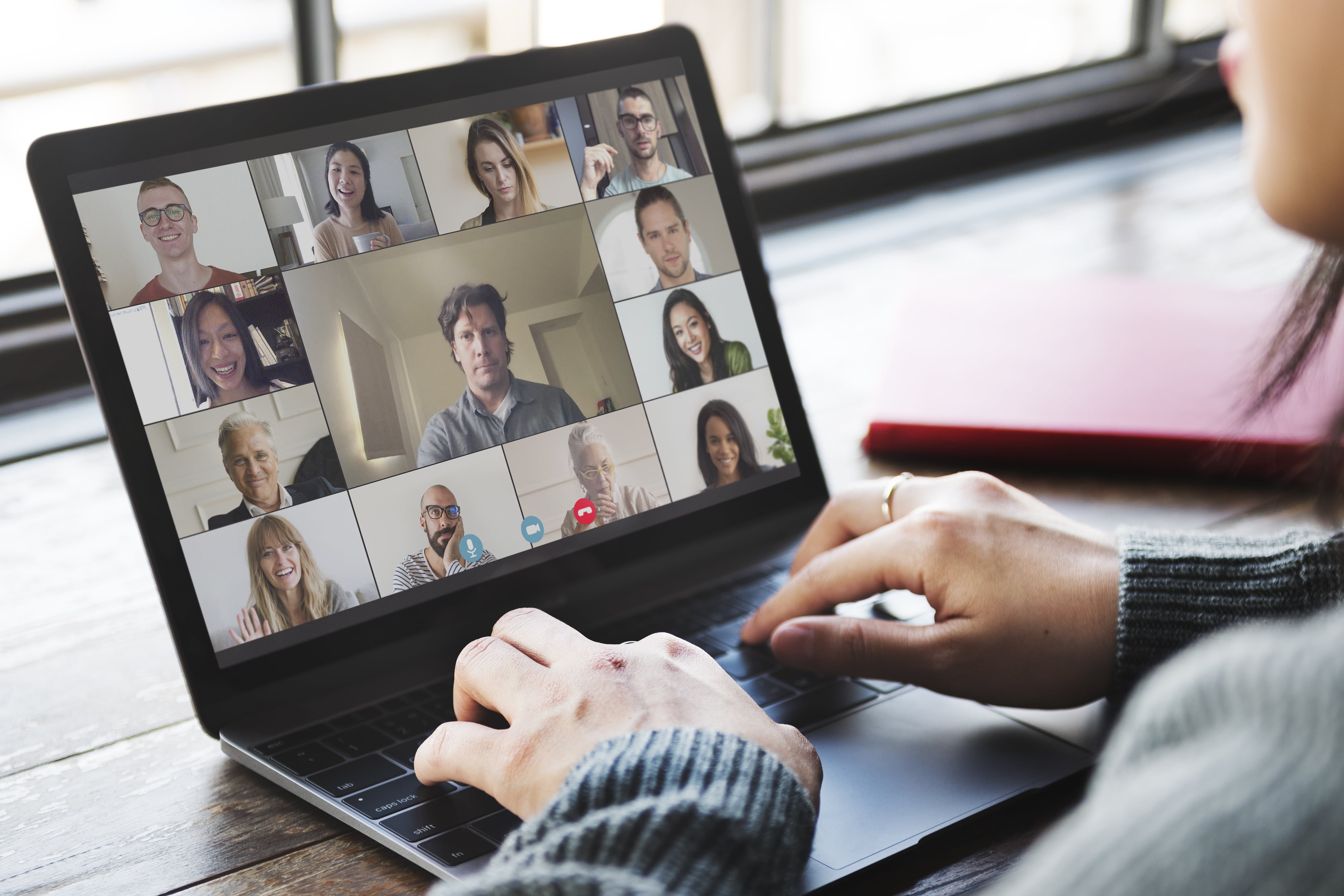 Best Podia Alternatives for Creators & Educators (2025) | Top 5 Platforms Compared