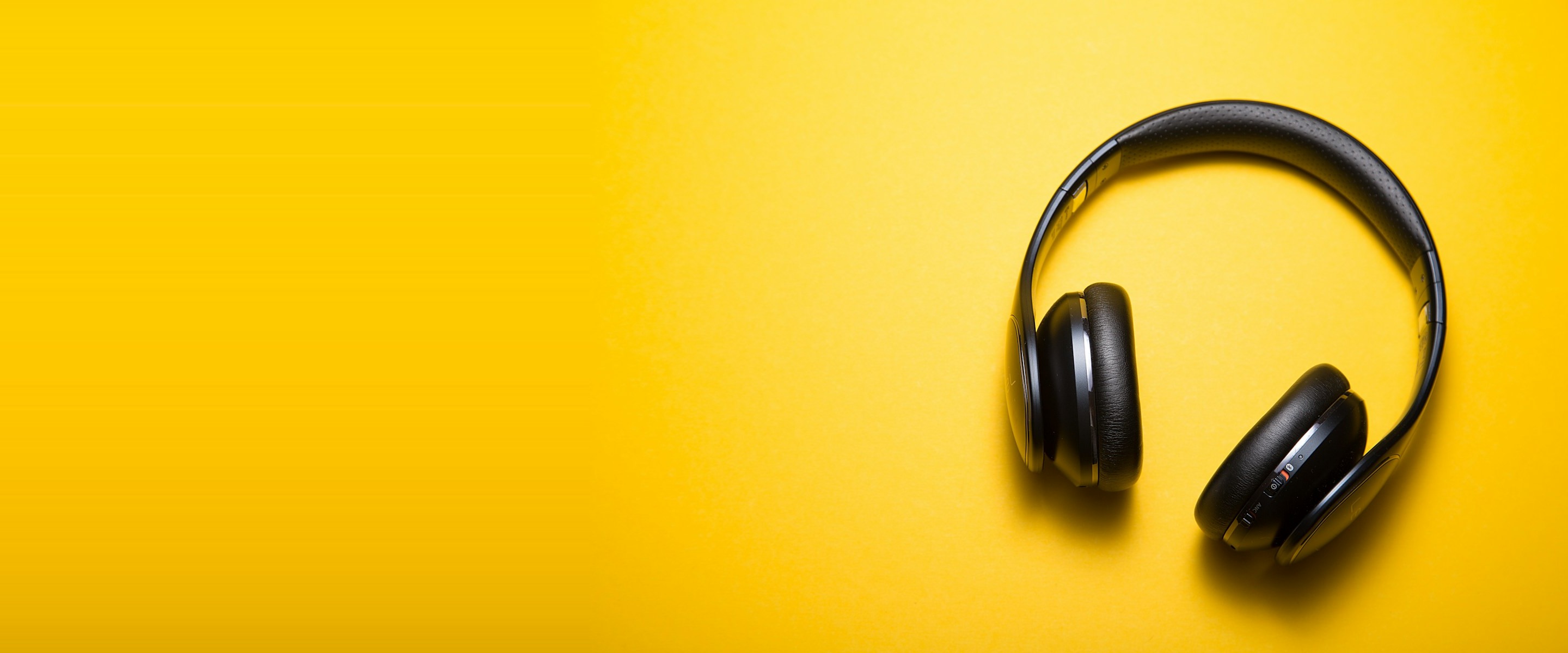 Wireless headphones purchased in this ecommerce order example